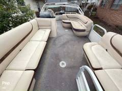 2016 Sun Tracker 22 DLX Party Barge, $ 14,900.00