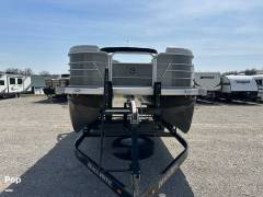 2023 Godfrey Pontoon Sweetwater 2186C, $ 44,950.00