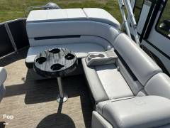 2023 Godfrey Pontoon Sweetwater 2186C, $ 44,950.00