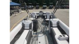 2023 Crest Caribbean RS 250 SLC, $ 74,999.00