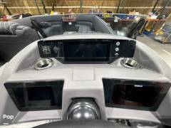 2025 Bennington 25 RXSB, $ 142,899.00