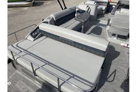 2024 Bennington 23 LXSSB, $ 87,499.00