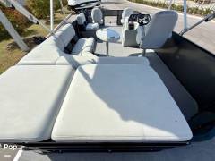 2023 Bentley 220 FNC, $ 29,900.00