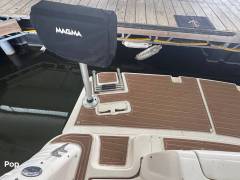 2004 Rinker 342 Fiesta Vee, $ 44,995.00
