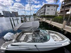 2023 Crownline E235XS, $ 34,500.00