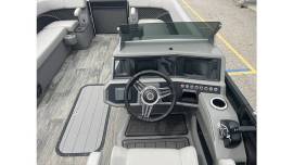 2023 Qwest M-CLASS 8524 RLS-RTZ, $ 49,999.00