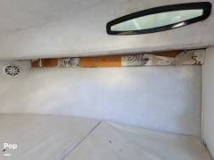 2000 Wellcraft 24 Walkaround, $ 20,800.00
