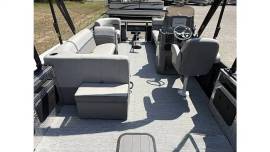 2023 Angler Qwest 8524 FAMILY FISH PRO RA, $ 66,699.00