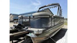 2023 Angler Qwest 8524 FAMILY FISH PRO RA, $ 66,699.00