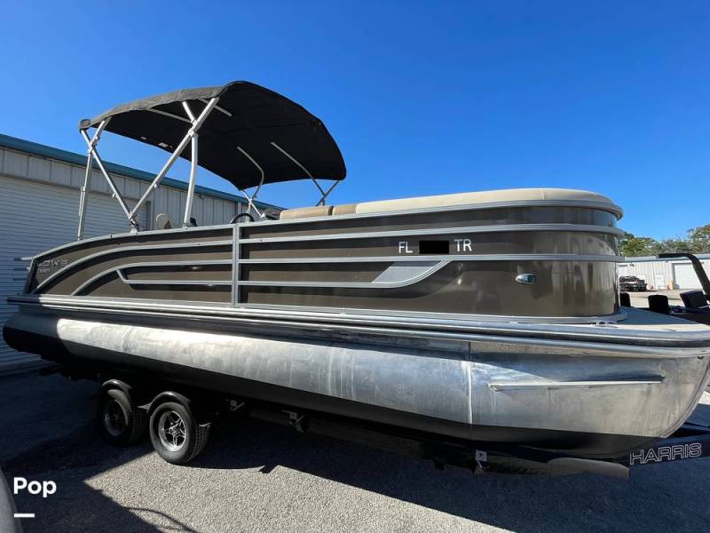 2024 Lowe SF232, $ 24,400.00