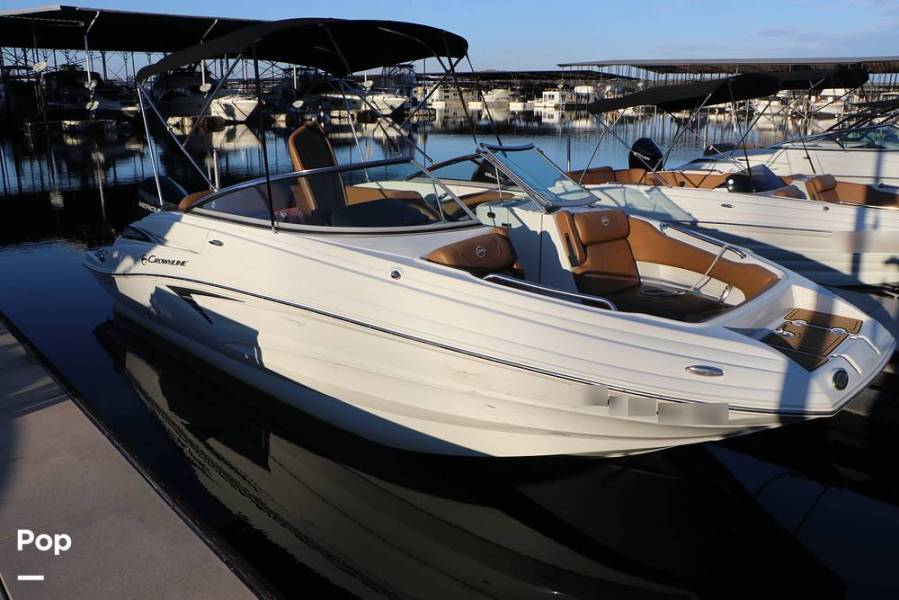 2023 Crownline E 235 XS, $ 44,000.00