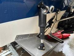 2006 Trophy Pro 2352 WA, $ 26,990.00