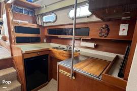 1985 Viking Princess 385, $ 62,500.00