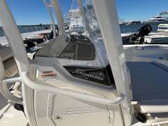2025 Boston Whaler 220 Dauntless, $ 80,000.00