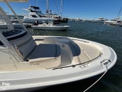 2025 Boston Whaler 220 DAUNTLESS, $ 80,000.00