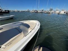 2025 Boston Whaler 220 DAUNTLESS, $ 80,000.00