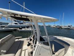 2025 Boston Whaler 220 DAUNTLESS, $ 80,000.00