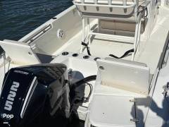 2025 Boston Whaler 220 DAUNTLESS, $ 80,000.00