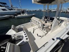 2025 Boston Whaler 220 DAUNTLESS, $ 80,000.00