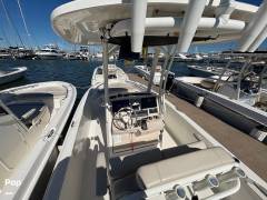 2025 Boston Whaler 220 DAUNTLESS, $ 80,000.00
