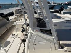 2025 Boston Whaler 220 DAUNTLESS, $ 80,000.00