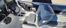 2022 Axis A22, $ 69,995.00