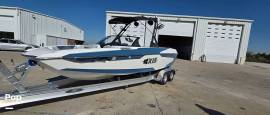 2022 Axis A22, $ 69,995.00