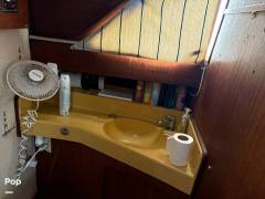 1968 Chris-Craft 31 Commander, $ 17,995.00