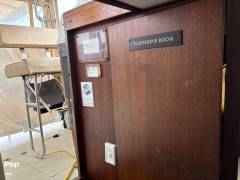 1968 Chris-Craft 31 Commander, $ 17,995.00