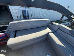 2021 Bennington R23, $ 66,000.00