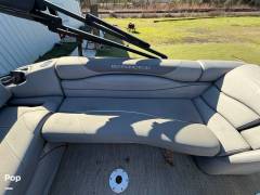 2021 Bennington R23, $ 66,000.00