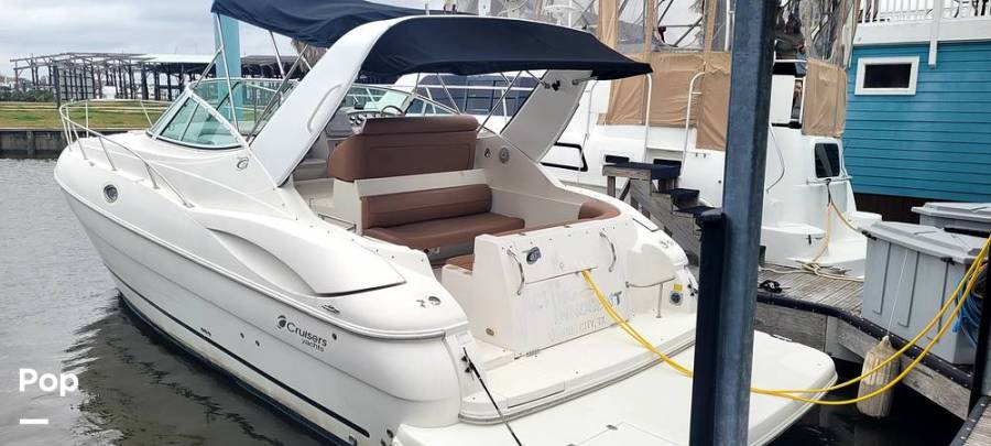 2004 Cruisers Yachts 320 Express, $ 45,000.00