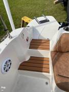 2022 Stingray 212 SC, $ 53,400.00