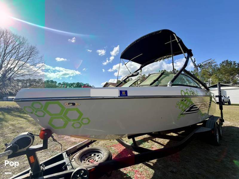 2013 Epic 23V, $ 29,000.00