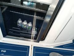 1999 Sea Ray 500 Sundancer, $ 197,000.00