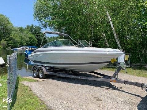 2020 Crownline 215 SS, $ 29,900.00
