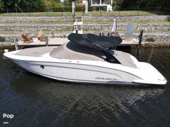 2017 Regal 3200, $ 124,000.00