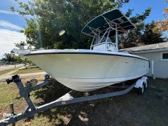 2005 Trophy 2103 CC, $ 25,789.00