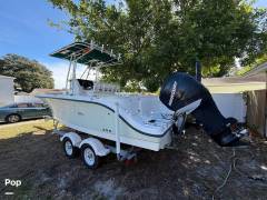 2005 Trophy 2103 CC, $ 25,789.00