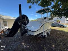 2005 Trophy 2103 CC, $ 25,789.00