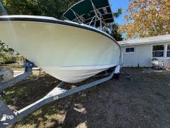 2005 Trophy 2103 CC, $ 25,789.00