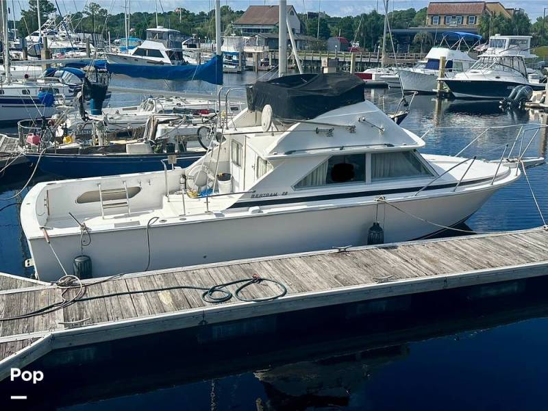 1975 Bertram 28 Flybridge Sportfisherman, $ 27,500.00