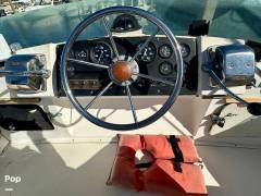 1975 Bertram 28 Flybridge Sportfisherman, $ 27,500.00