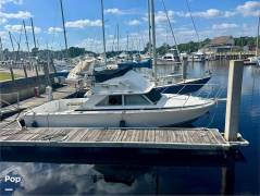 1975 Bertram 28 Flybridge Sportfisherman, $ 27,500.00