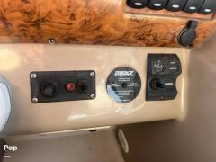 2006 Larson Cabrio 310, $ 39,999.00