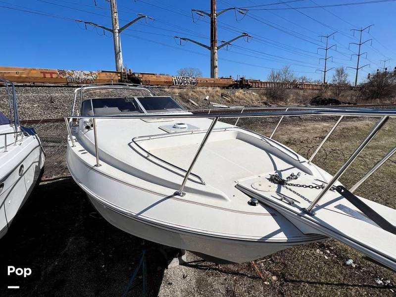 1997 Larson Cabrio 310, $ 14,900.00