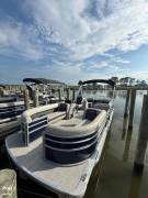 2024 Harris HCX23, $ 37,430.00