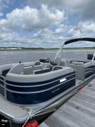 2024 Harris HCX23, $ 31,480.00