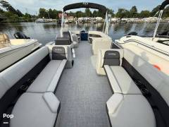 2024 Harris HCX23, $ 31,480.00