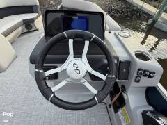 2024 Harris HCX23, $ 31,480.00